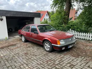 Opel Senator 2,5 E