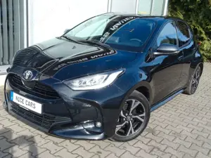 Toyota Yaris Hybrid Teamplayer *SPURHALTEASS.*R.KAMERA*