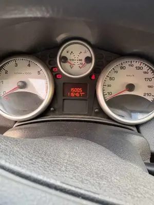 Peugeot 207 95 VTi Urban Move TÜV bei Verkauf Neu Bild 2