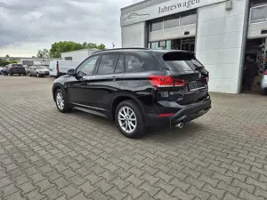 BMW X1 sDrive 18 i Advantage Automatic,Navi Bild 5