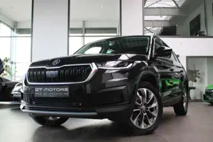 Skoda Kodiaq KODIAQ 2.0 TDI DSG 4x4 CLEVER AHK/DCC/PANO./LED