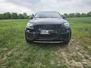 Audi Q7 3.0 TDI PANO.BOSE.S-LINE. 7 Sitzen
