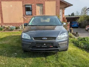 Ford Focus Focus Turnier Turnier 1.6 16V Fun