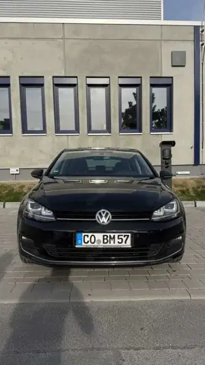 Volkswagen Golf 2.0 TDI BlueMotion Technology Lounge