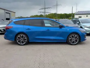 Ford Focus 1.0 ST-Line X MATRIX*BO*ACC*KAM*APP*LHZ Bild 2