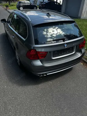 BMW 330 330d Bild 5