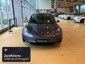Tesla Model 3 Rear-Wheel Drive Bild 3