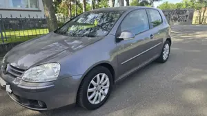 Volkswagen Golf 1.6 FSI Goal