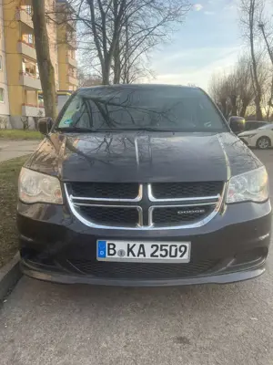 Dodge Grand Caravan SXT Bild 5