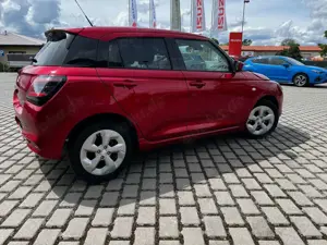 Suzuki Swift Swift 1.2 Dualjet Hybrid MT Comfort Bild 2