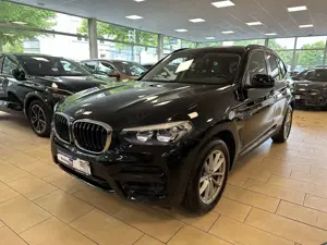 BMW X3 xDrive 30*Advantage*AHK*Leder*Navi*LED*SHZ