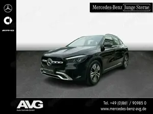 Mercedes-Benz GLA 200 GLA 200 d 4M Progressive-Advanced AHK LED Kamera
