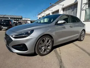 Hyundai i30 Fastback 1.5 PRIME DCT / Sitz-Paket / WR