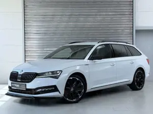 Skoda Superb Combi Sportline 4x4*ACC*Virtual*Kamera*