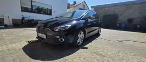 Ford S-Max Titanium