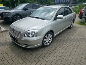 Toyota Avensis 2.0  Sol Liftback