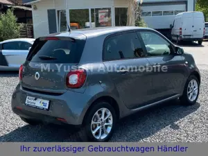 smart forFour FORFOUR 1.0 AUTOMATIK 1.HAND|NAVI|R-KAMERA|SITZH Bild 2