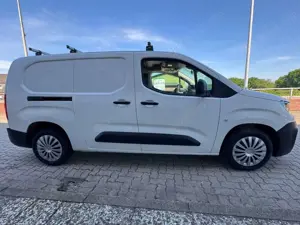 Peugeot Partner PARTNER PREMIUM L2/AHK/STANDHZG./REGAL/NAVI Bild 4