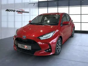 Toyota Yaris 1.5 Hybrid Team Deutschland Automatik LED