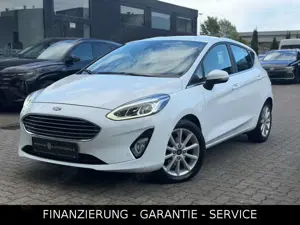 Ford Fiesta Titanium AUTOMATIK/NAVI/CAMERA/SHZ/PDC
