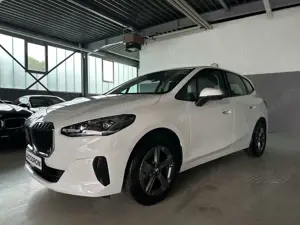BMW 220 Widescreen/AHK/Drive Ass. Plus Bild 3