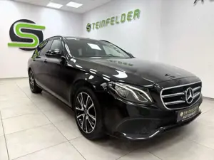 Mercedes-Benz E 200 WIDESCREEN/PANORAMA/MULTIBEAM