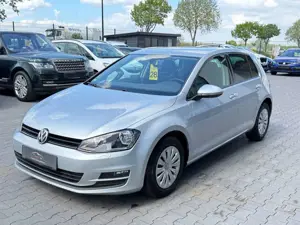 Volkswagen Golf VII Lim. BMT 1.2 TSI Navi Klima