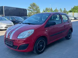 Renault Twingo je t'aime Klima-Alu-Tüv:08/27