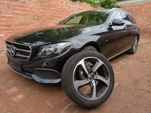 Mercedes-Benz E 200 E T-Modell E 200 Automatik