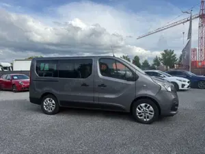 Nissan NV300 Kombi L1H1 2,7t PREMIUM Bild 3