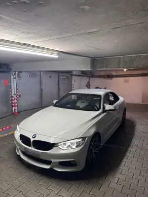 BMW 440 M Sport Bild 4