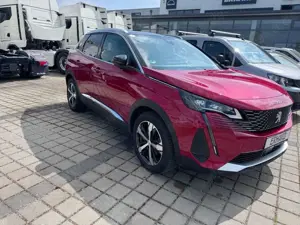 Peugeot 3008 GT 130 EAT8 + Kamera + Navi + SHZ + AHK