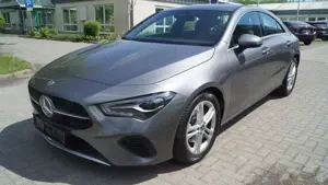 Mercedes-Benz CLA 180 CLA 180 (118.384)
