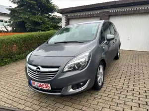 Opel Meriva B * Automatik* Navi* Rückfahrkamera