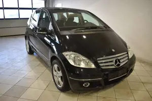 Mercedes-Benz A 200 A-Klasse  Avantgarde PDC SHZ