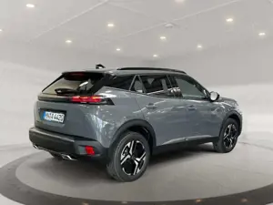 Peugeot 2008 Allure 1.2 PureTech +ACC+SpurH+AHK+LM+LED Bild 3