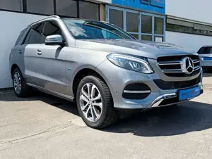 Mercedes-Benz GLE 500 e 4Matic Panorama Leder Navi LED Bild 2