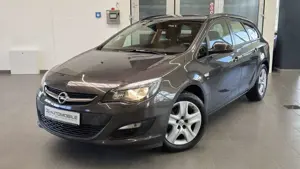 Opel Astra 1.6 CDTI AHK SHZ LHZ PDC Tempomat Garantie
