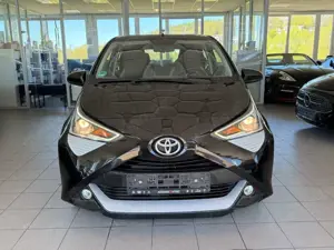 Toyota Others Aygo AYGO x-play club KLIMA KAMERA BLUETOOTH ZVG Bild 2