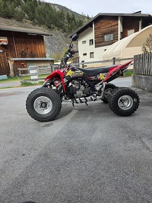 Suzuki LT -R 450 Quad Bild 3