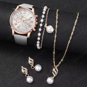   NEU   5 teile satz Damen Uhr Bild 2