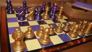 Violetgold Schachspiel Knubbel Schachfiguren + Schachbrett + Holzkiste Chess Schach Bild 3