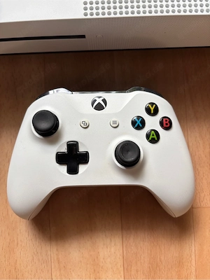Xbox One - Weiß - 1 Controller - alle Kabel außer HDMI + Headset Bild 3