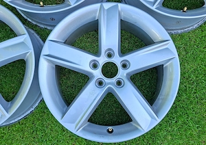 4x original AUDI, 5-Speichen Alufelgen, 7Jx17 H2 ET46, 8K0071497, gut gebraucht Bild 5