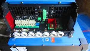 5 Stück Wechselrichter Victron Multiplus-2, (GX) 30000VA 48 Volt 230 Reiner Sinus Bild 3