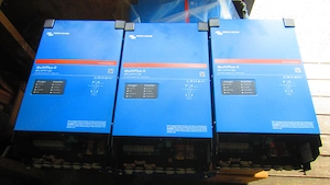 5 Stück Wechselrichter Victron Multiplus-2, (GX) 30000VA 48 Volt 230 Reiner Sinus