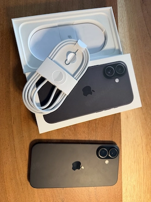 Apple iPhone 16 128GB schwarz gut  neu, funktioniert super plus akkukapazität 100%  Bild 2