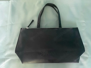 Calvin Klein. Tasche Bild 4
