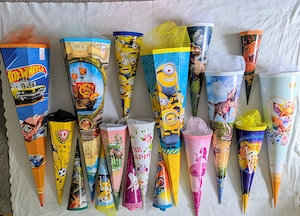 Schultüte Zuckertüte Schulanfang Junge Mädchen 50 cm Pferde  Eulen  Prinzessin  Dino  Minions