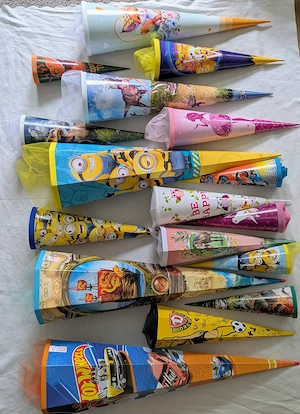 Zuckertüte Schultüte Schulanfang Junge Mädchen Dynamo Dresden 50 cm Spieler OP 14,99 Euro 
